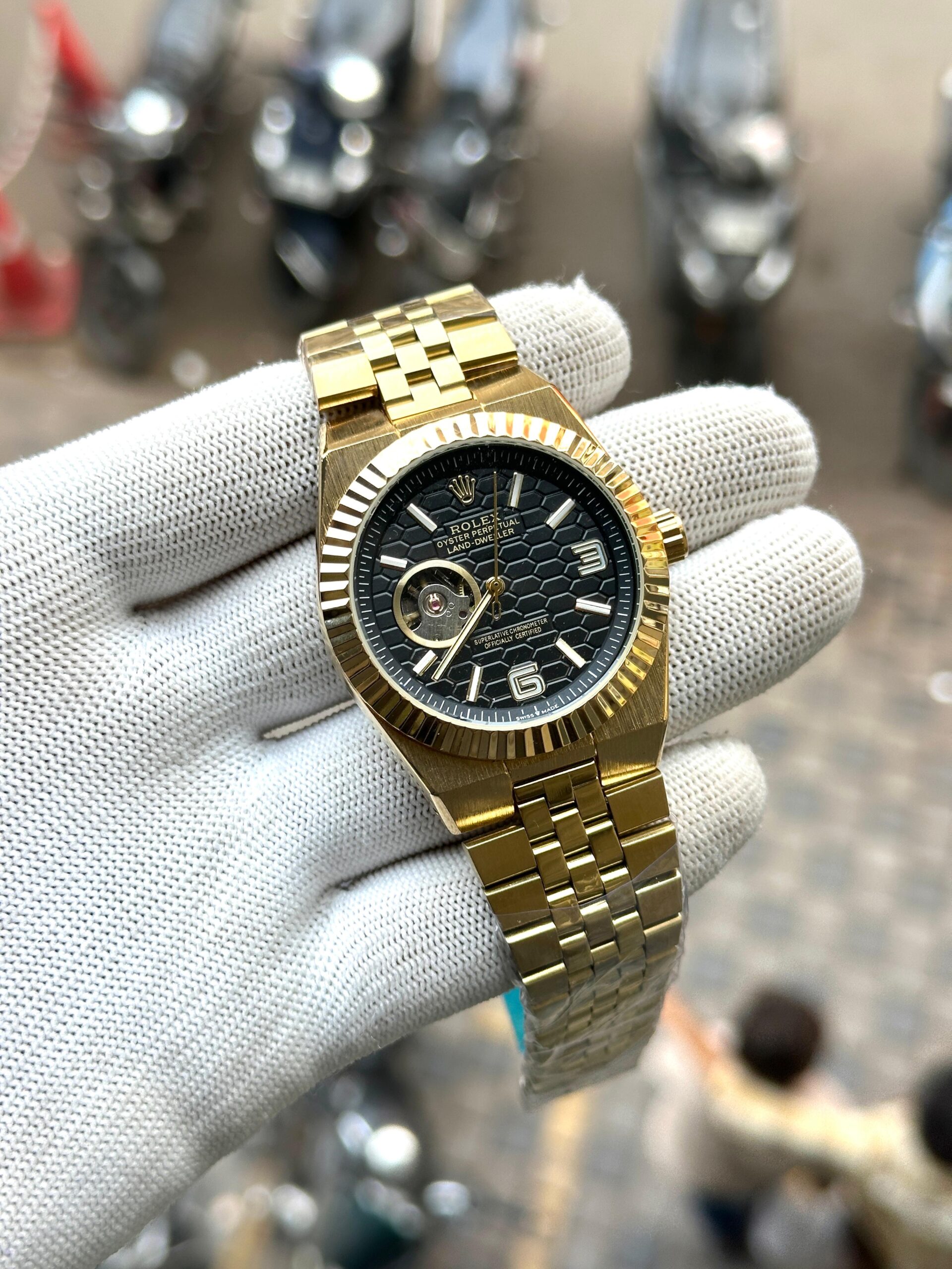 Role_x Land Dweller Automatic - J1568 - Image 2