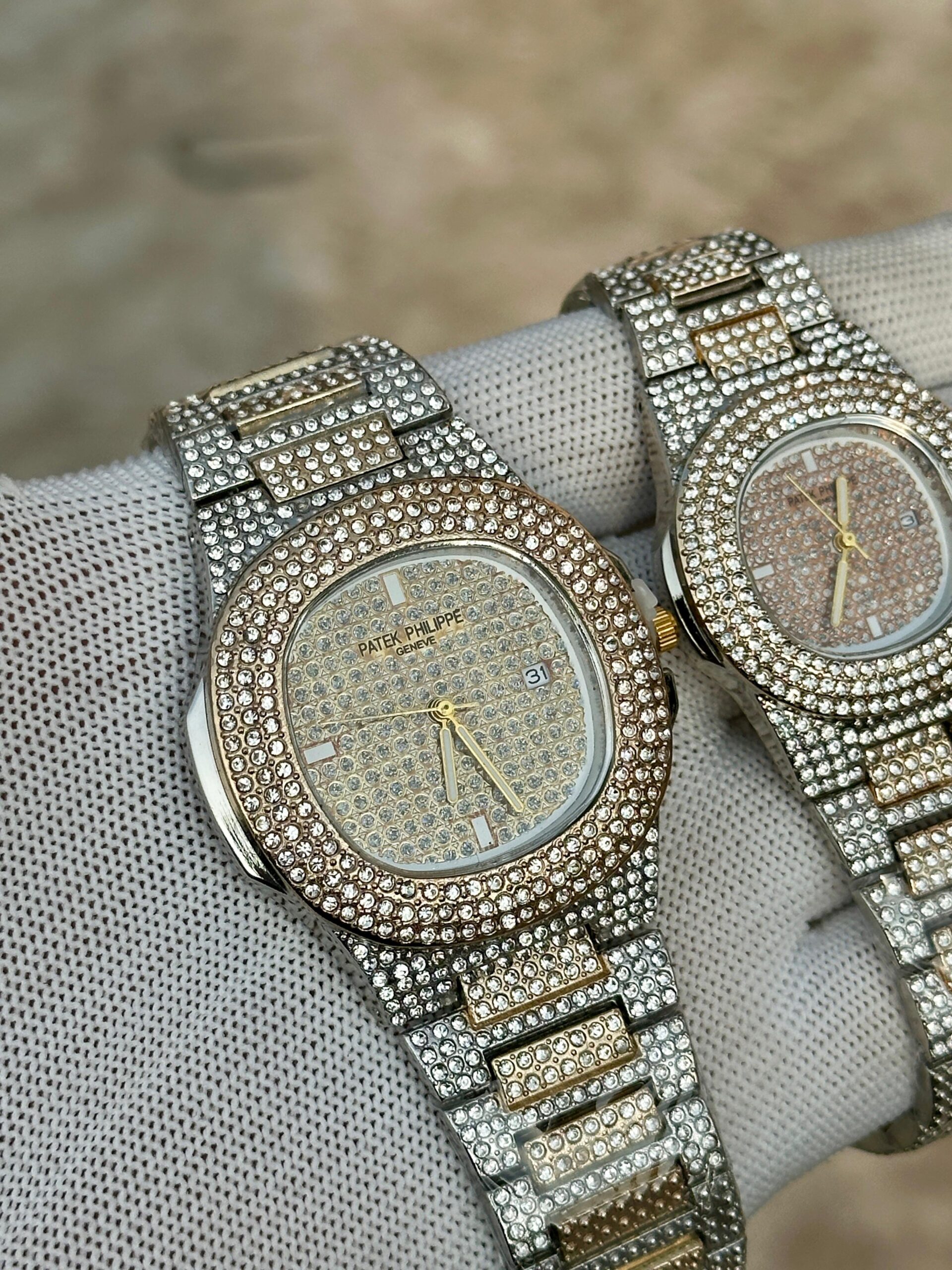 Patek Philipp_e Couple - Image 3