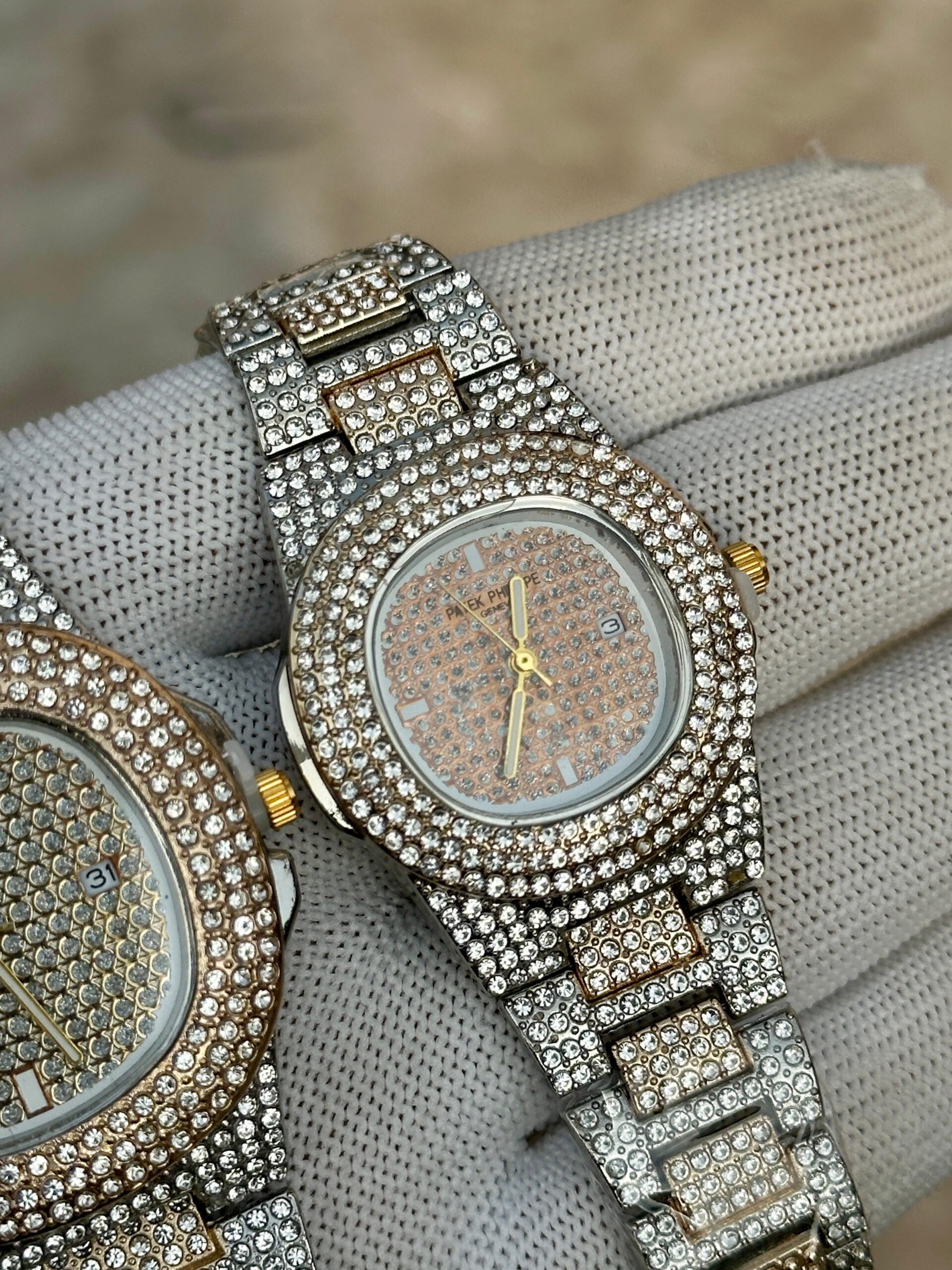 Patek Philipp_e Couple - Image 2