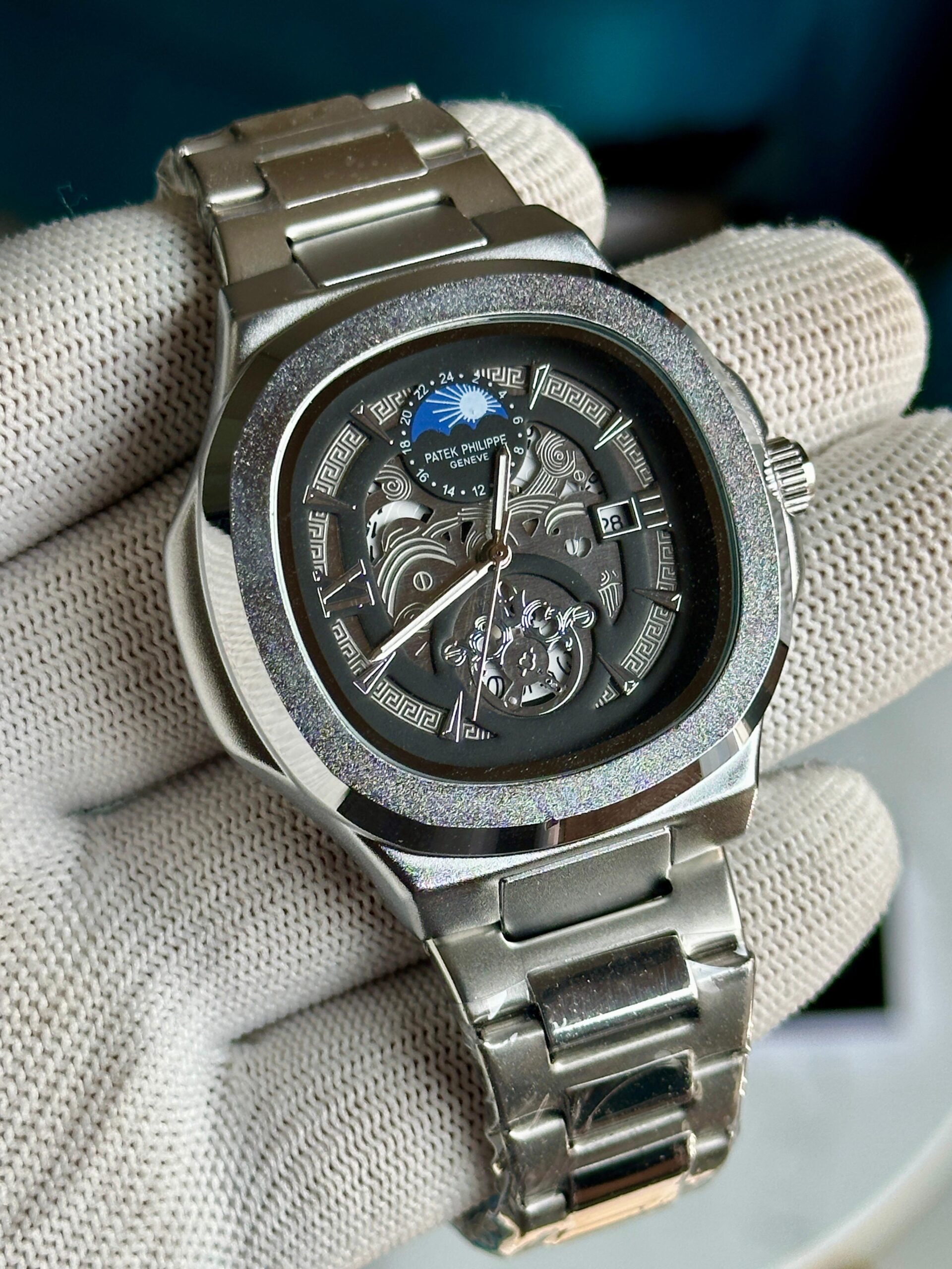 Pate_k Philippe Skeleton Quartz - Image 3