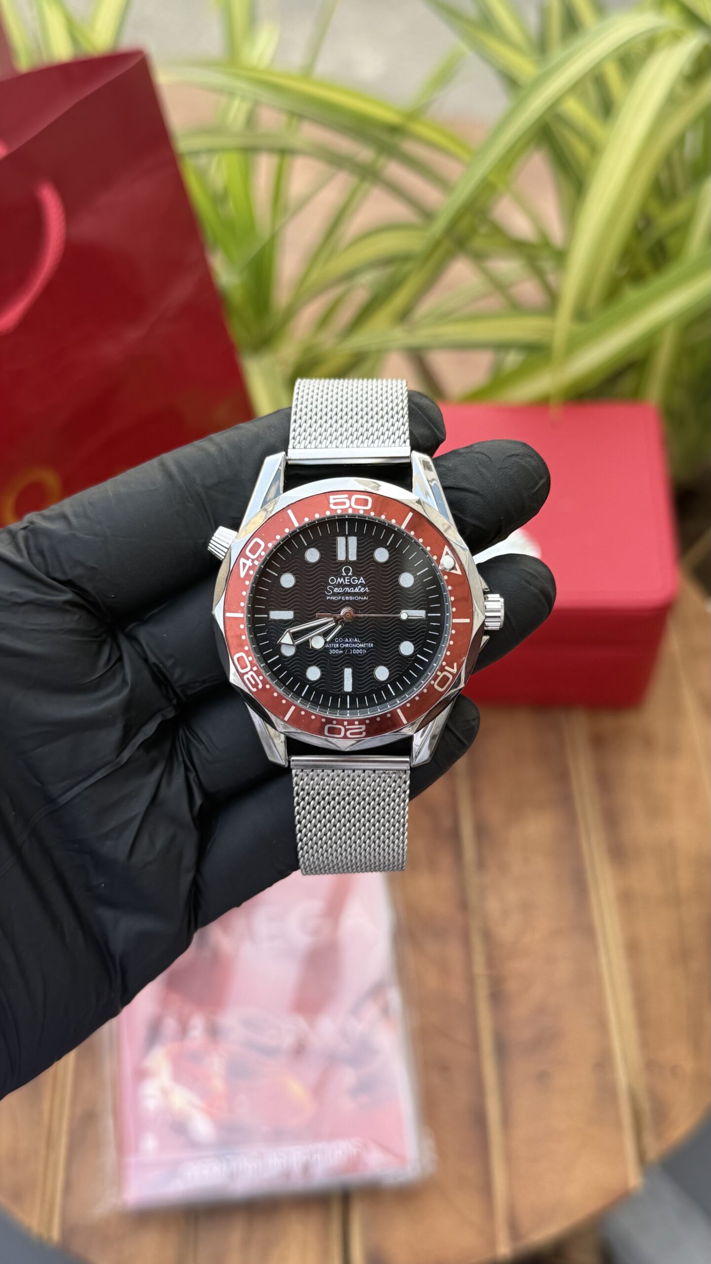 Omeg a 007