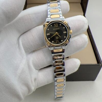 Gucc_i Women Black Dial