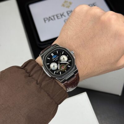 Patek Philipp_e Nautilus Chronograph