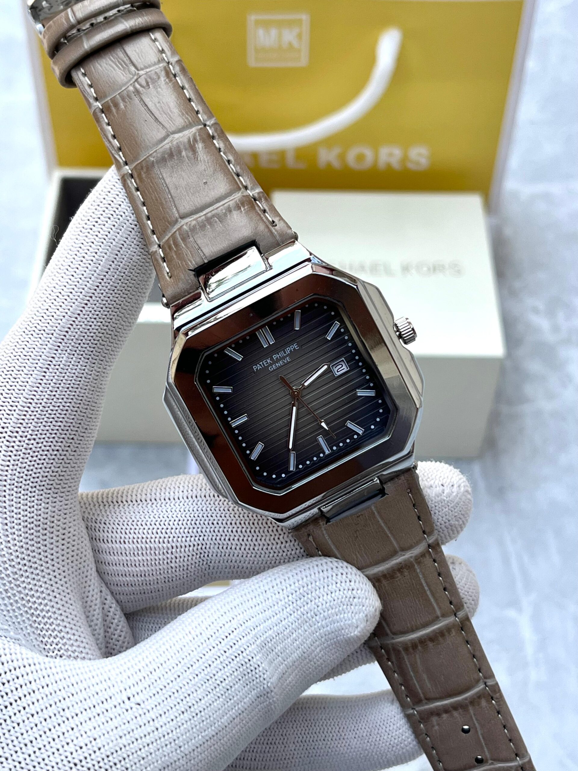 Patek Phillip_e Cubitus - Image 3