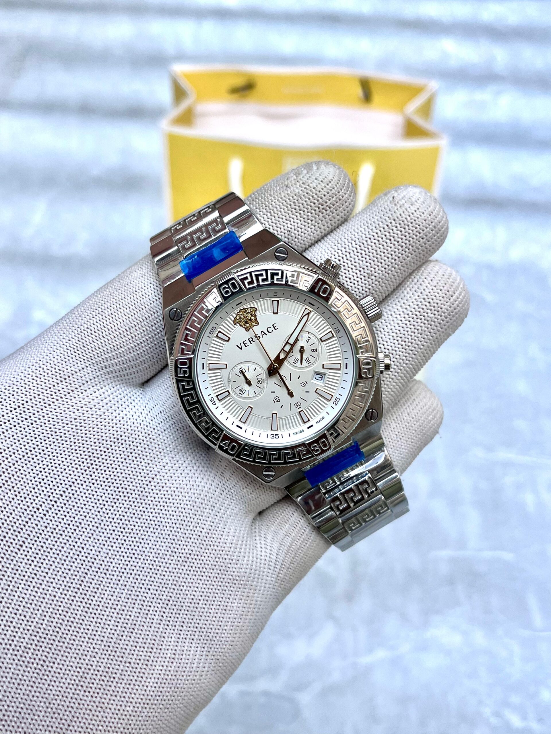 Versace V-Sporty - Image 3