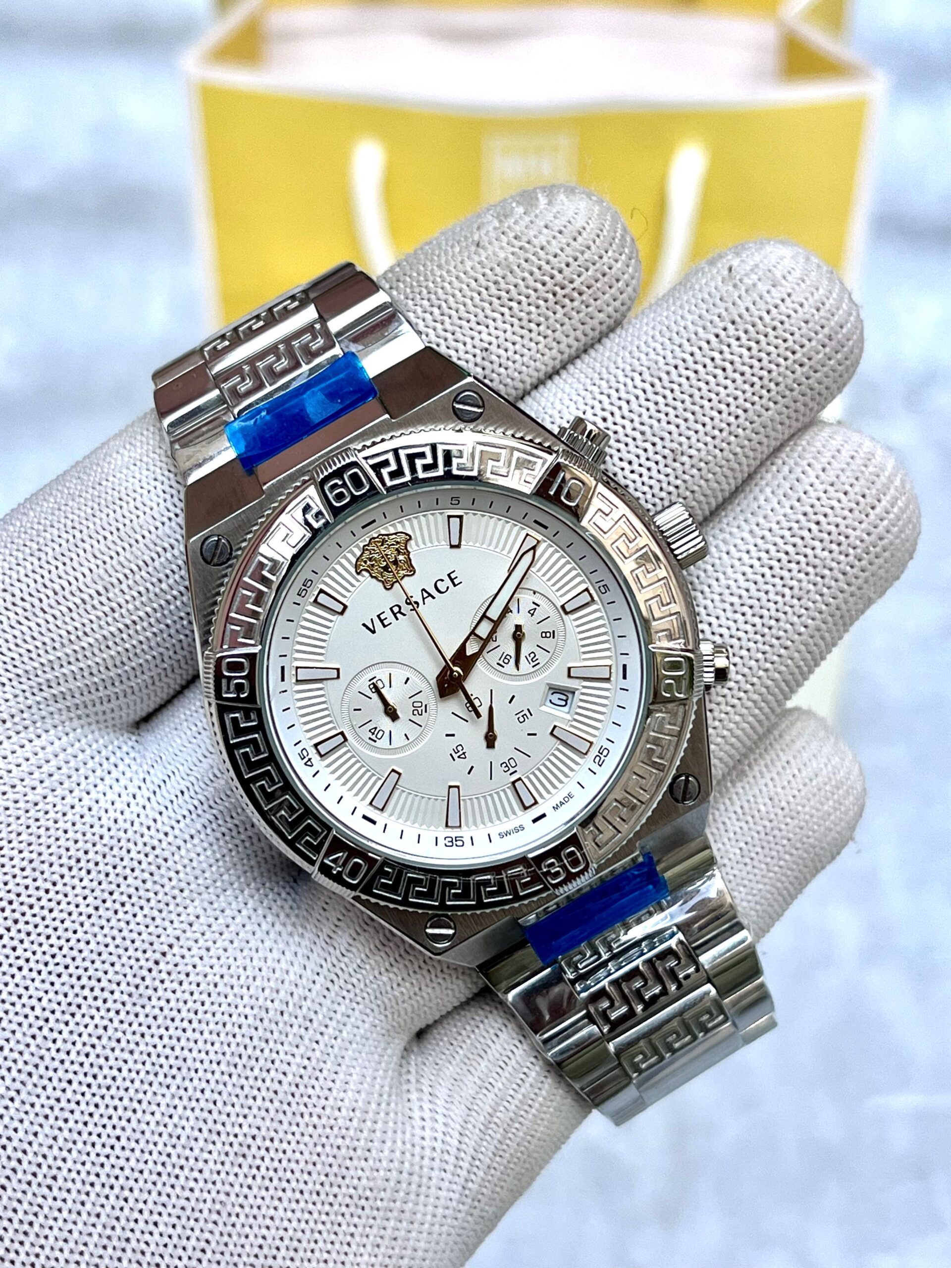Versace V-Sporty - Image 2