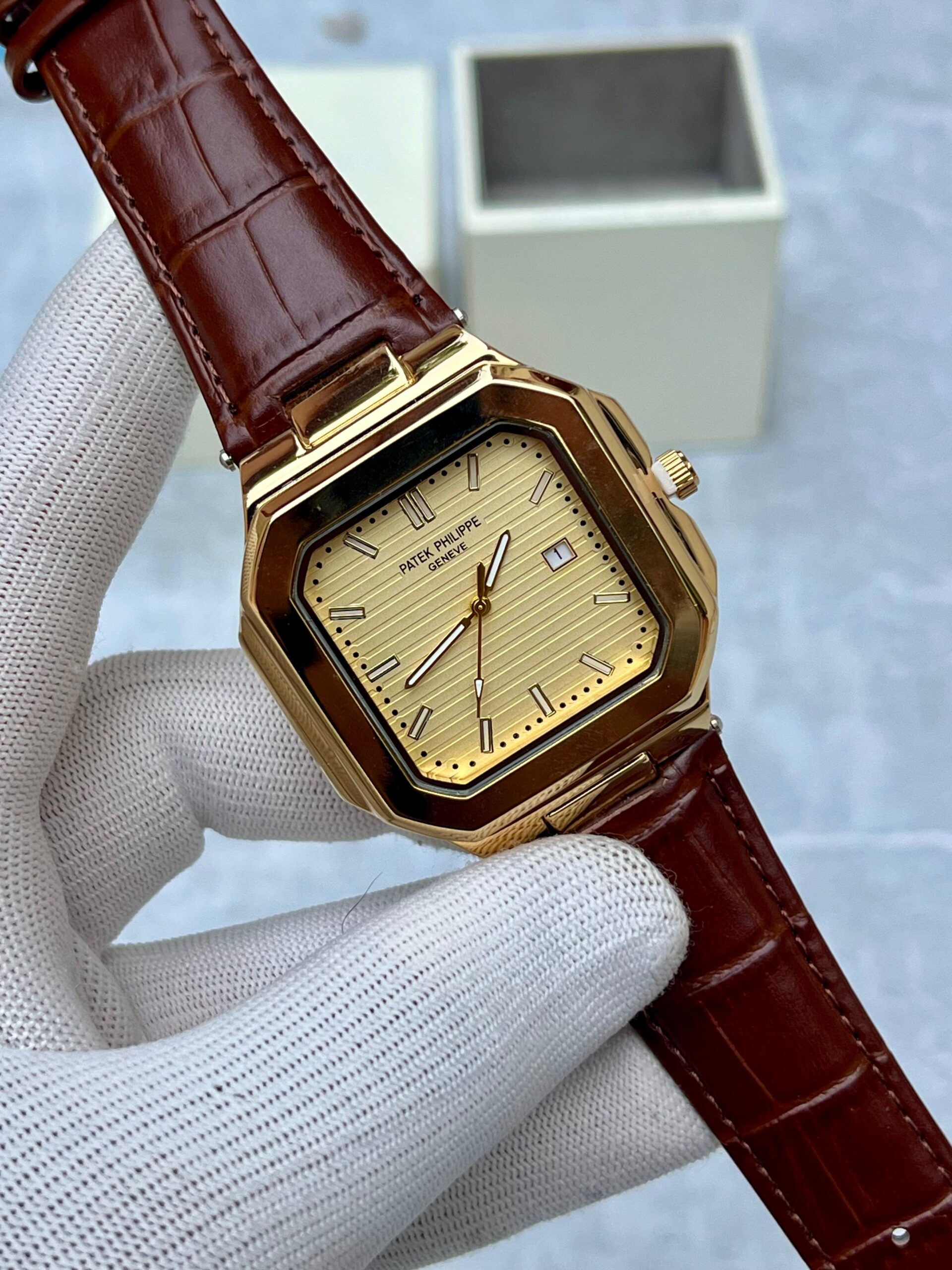 Patek Phillip_e Cubitus - Image 2
