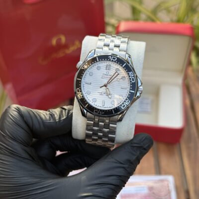 Omeg a Automatic