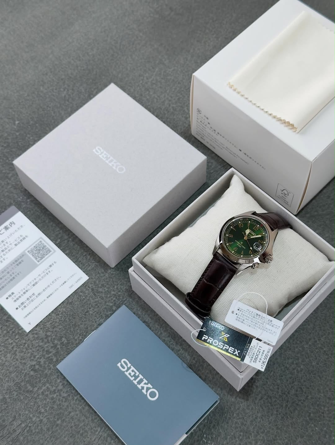 PROCUCT NAME - SEIKO ALPINIST ( MODEL SPB121J1) - Image 3